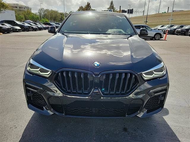 2023 BMW X6 xDrive40i