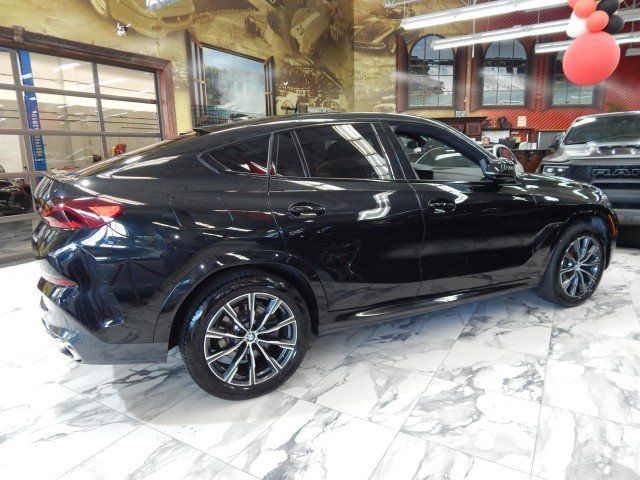 2023 BMW X6 xDrive40i