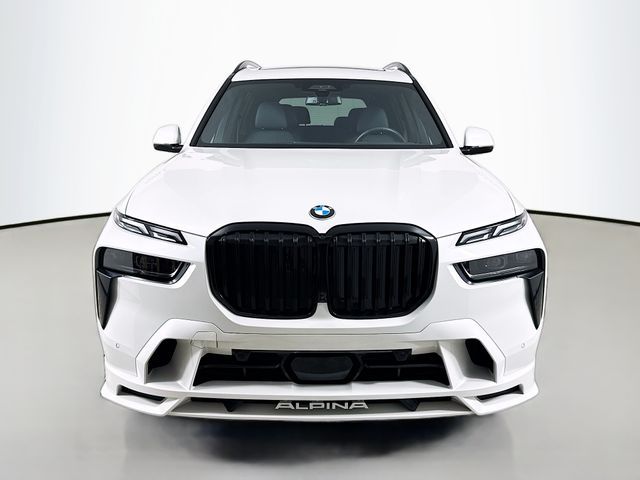 2023 BMW X7 Alpina XB7