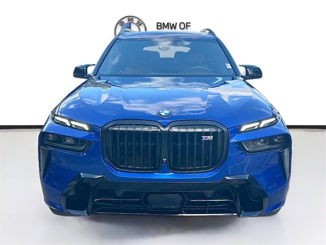 2023 BMW X7 M60i