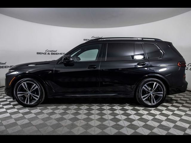 2023 BMW X7 M60i