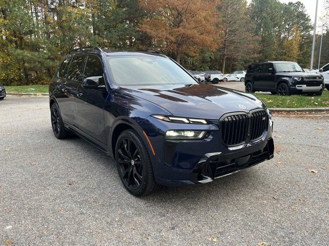 2023 BMW X7 M60i