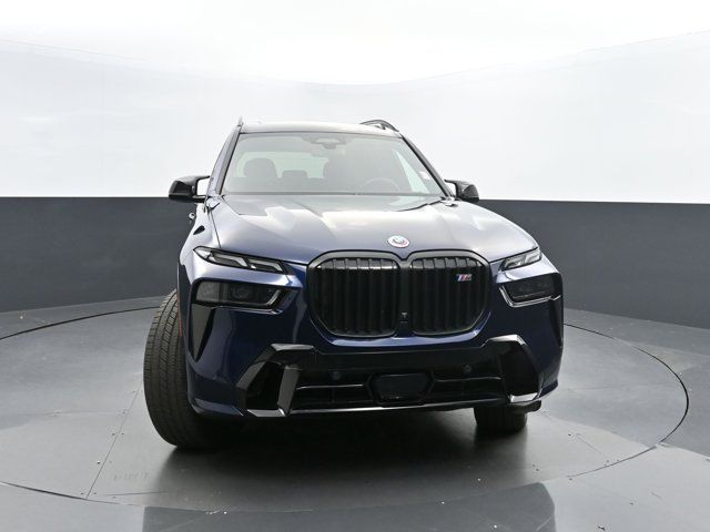 2023 BMW X7 M60i