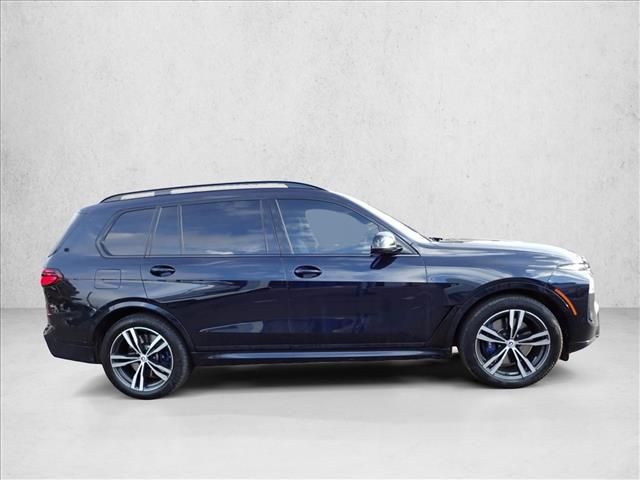 2023 BMW X7 M60i
