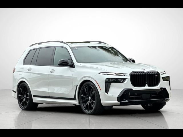 2023 BMW X7 M60i