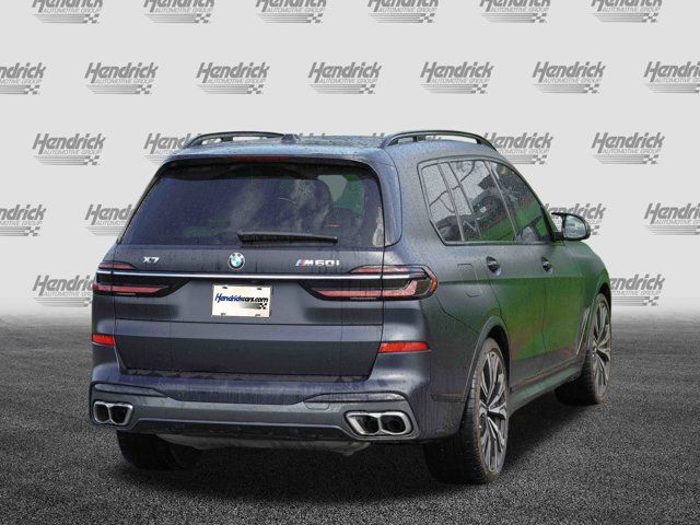 2023 BMW X7 M60i