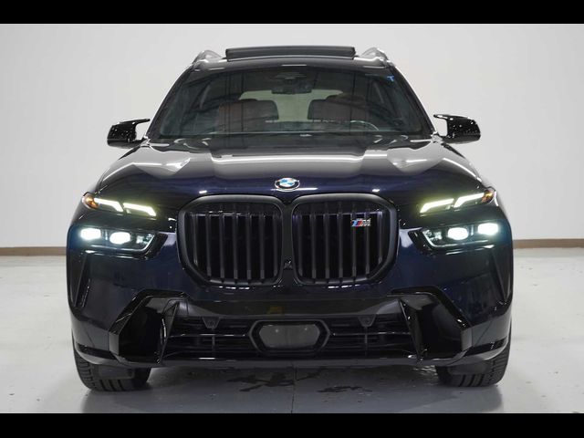 2023 BMW X7 M60i