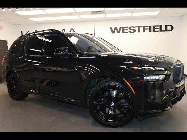2023 BMW X7 M60i