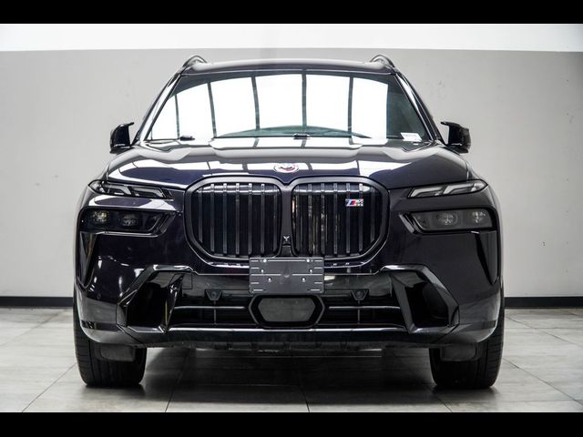 2023 BMW X7 M60i