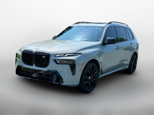 2023 BMW X7 M60i