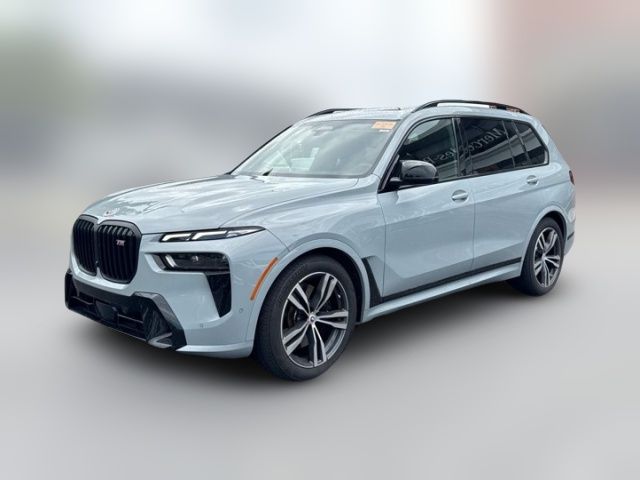 2023 BMW X7 M60i