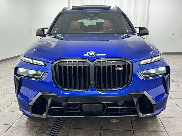 2023 BMW X7 M60i