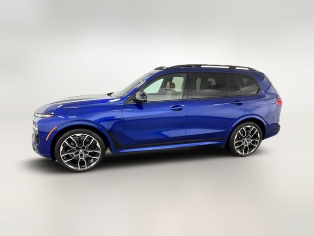 2023 BMW X7 M60i