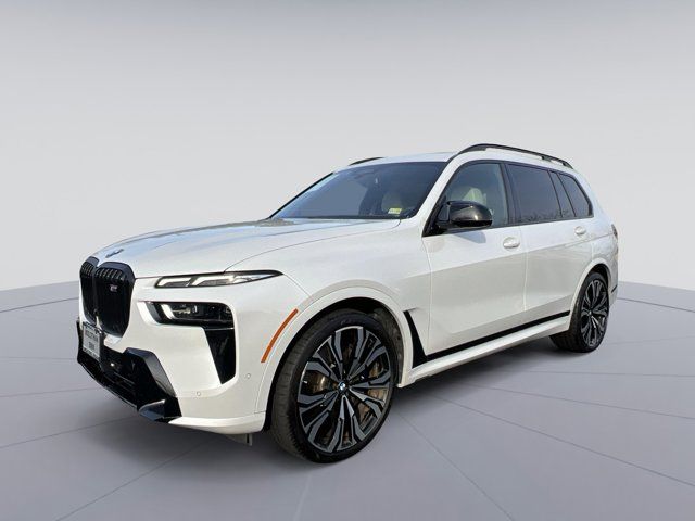 2023 BMW X7 M60i