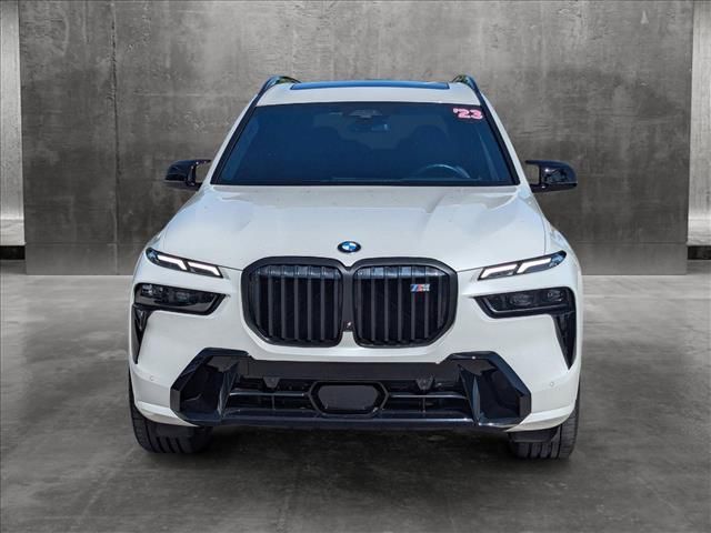 2023 BMW X7 M60i