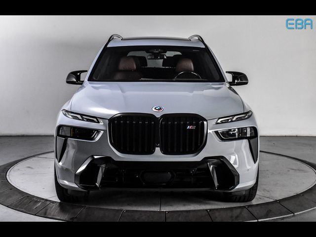 2023 BMW X7 M60i