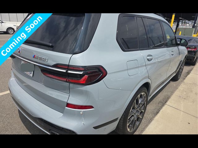 2023 BMW X7 M60i