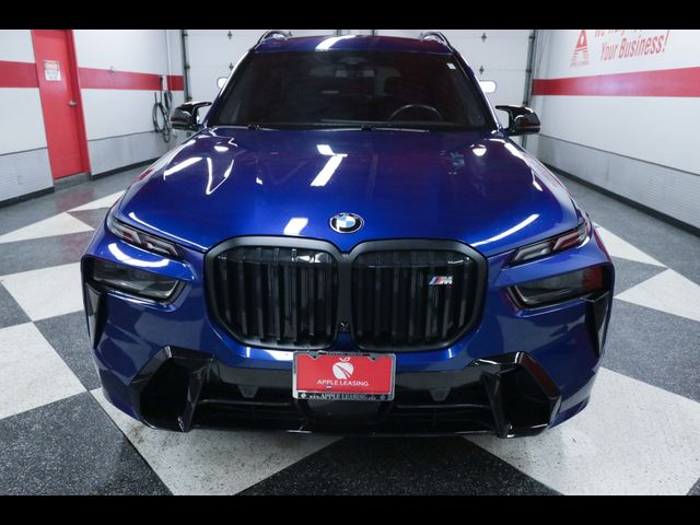 2023 BMW X7 M60i