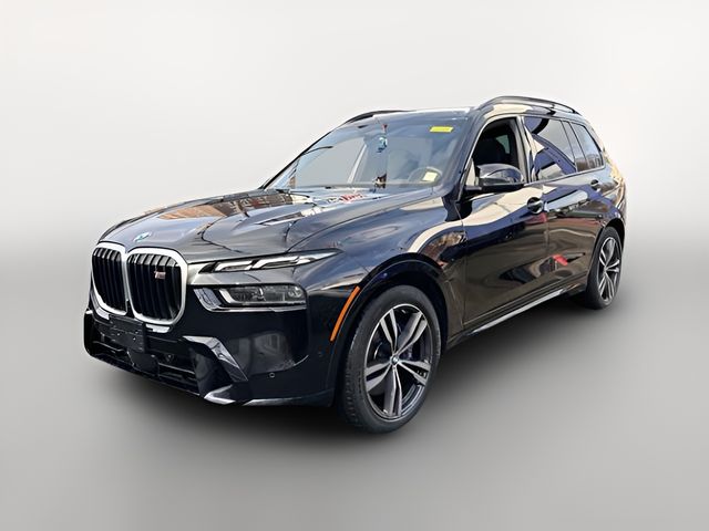 2023 BMW X7 M60i