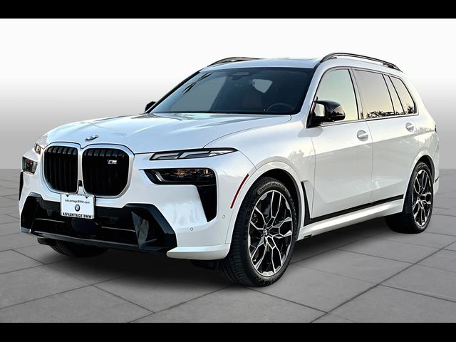 2023 BMW X7 M60i