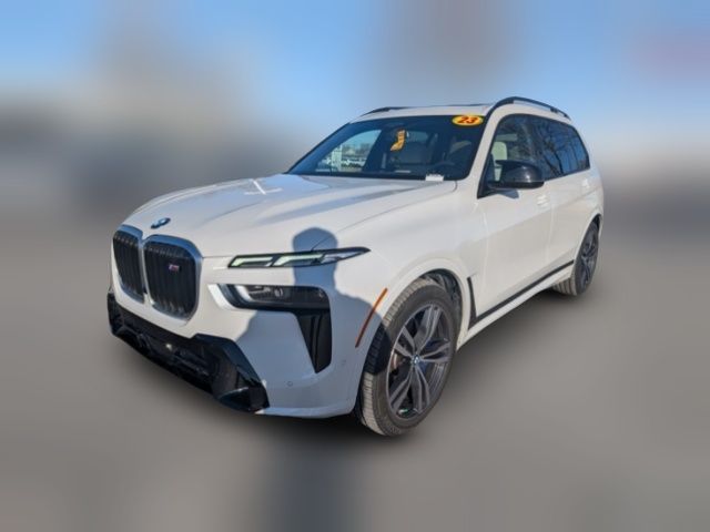 2023 BMW X7 M60i