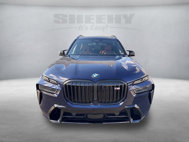 2023 BMW X7 M60i