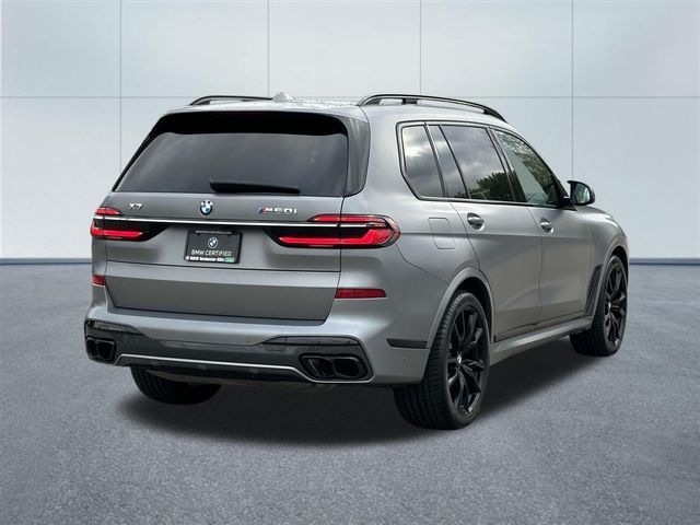 2023 BMW X7 M60i