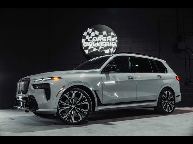 2023 BMW X7 M60i