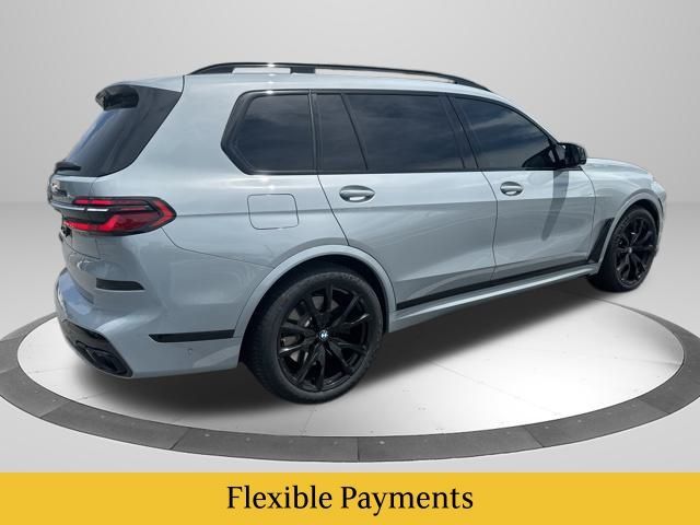 2023 BMW X7 M60i