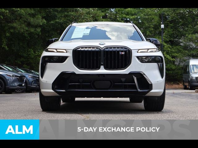 2023 BMW X7 M60i
