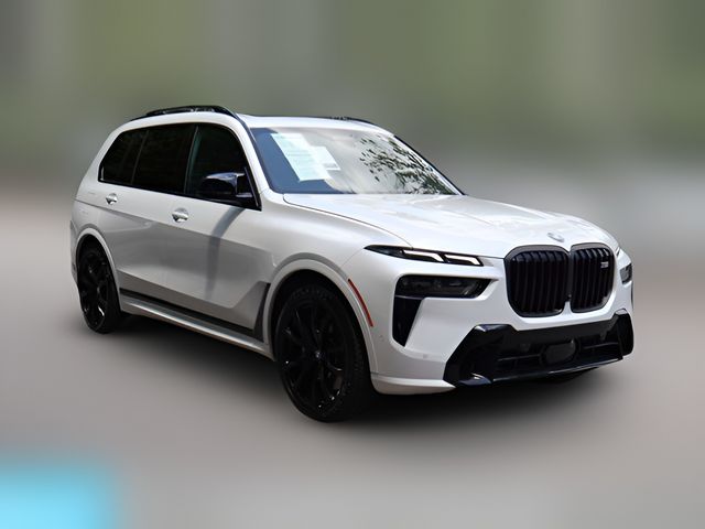 2023 BMW X7 M60i