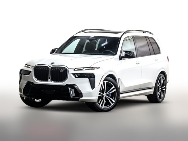2023 BMW X7 M60i