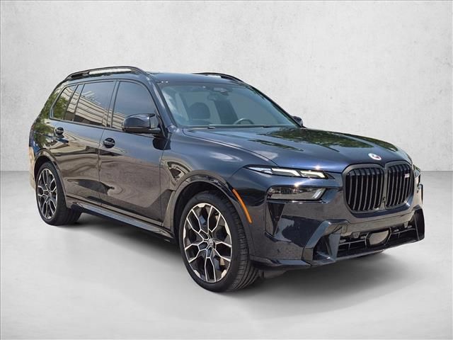 2023 BMW X7 M60i