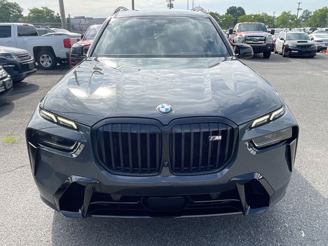 2023 BMW X7 M60i