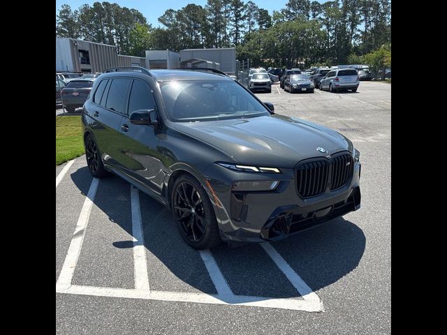 2023 BMW X7 M60i