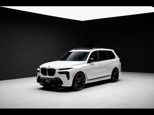 2023 BMW X7 M60i
