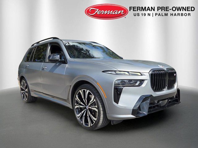 2023 BMW X7 M60i