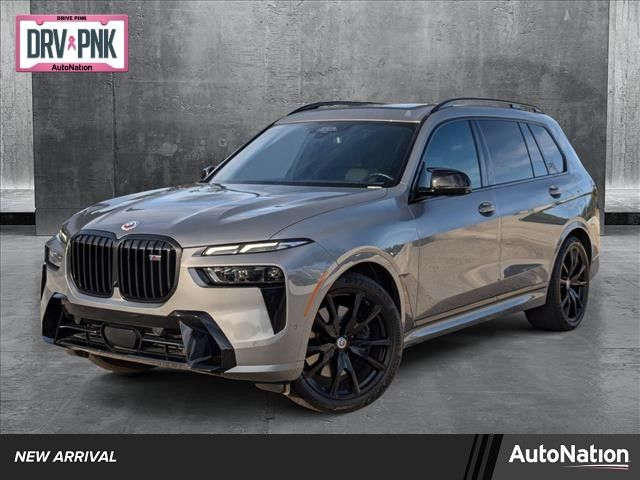 2023 BMW X7 M60i