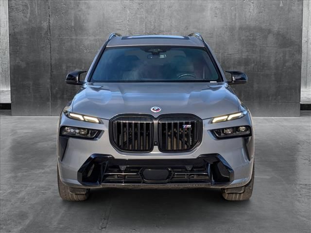 2023 BMW X7 M60i