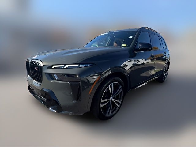 2023 BMW X7 M60i