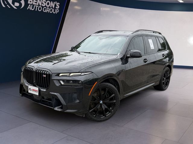 2023 BMW X7 M60i