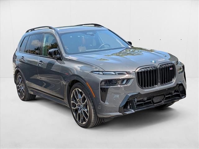 2023 BMW X7 M60i