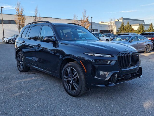 2023 BMW X7 M60i