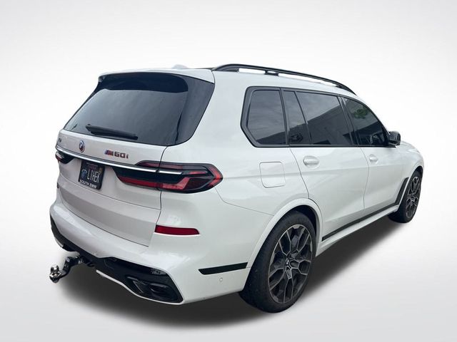 2023 BMW X7 M60i