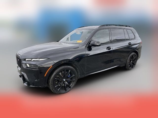 2023 BMW X7 M60i