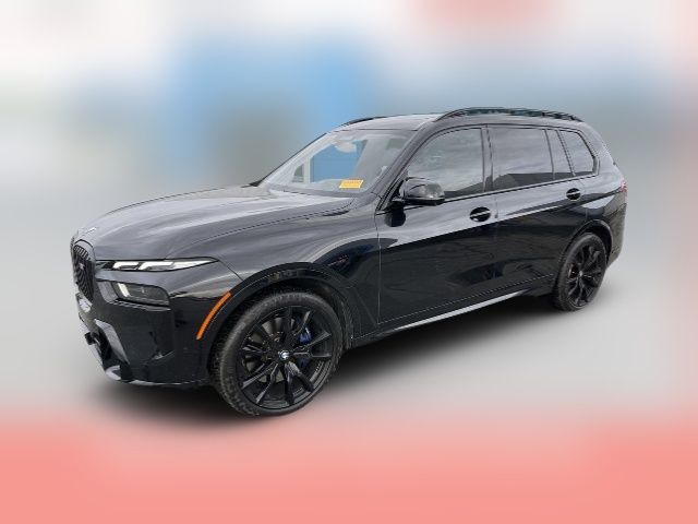 2023 BMW X7 M60i