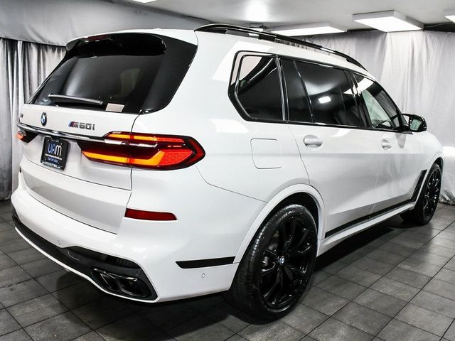 2023 BMW X7 M60i