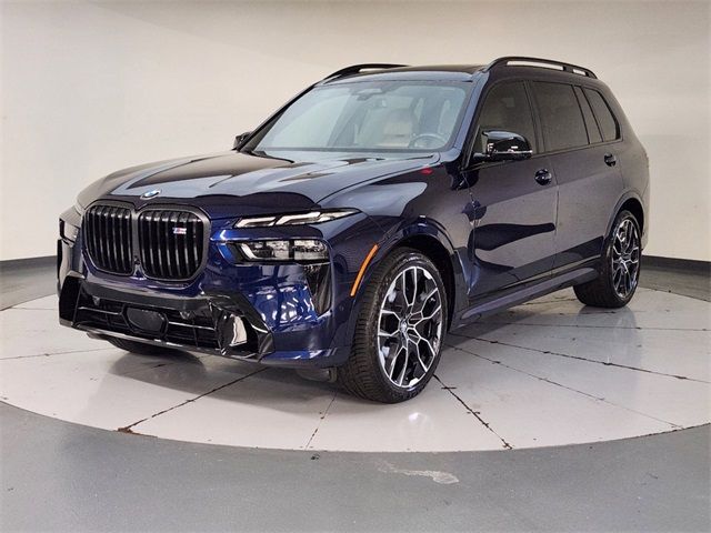 2023 BMW X7 M60i