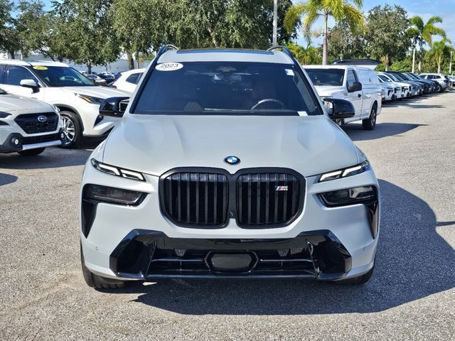 2023 BMW X7 M60i