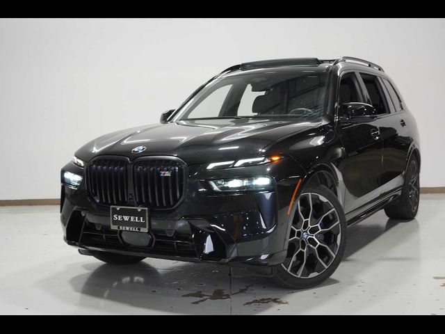 2023 BMW X7 M60i